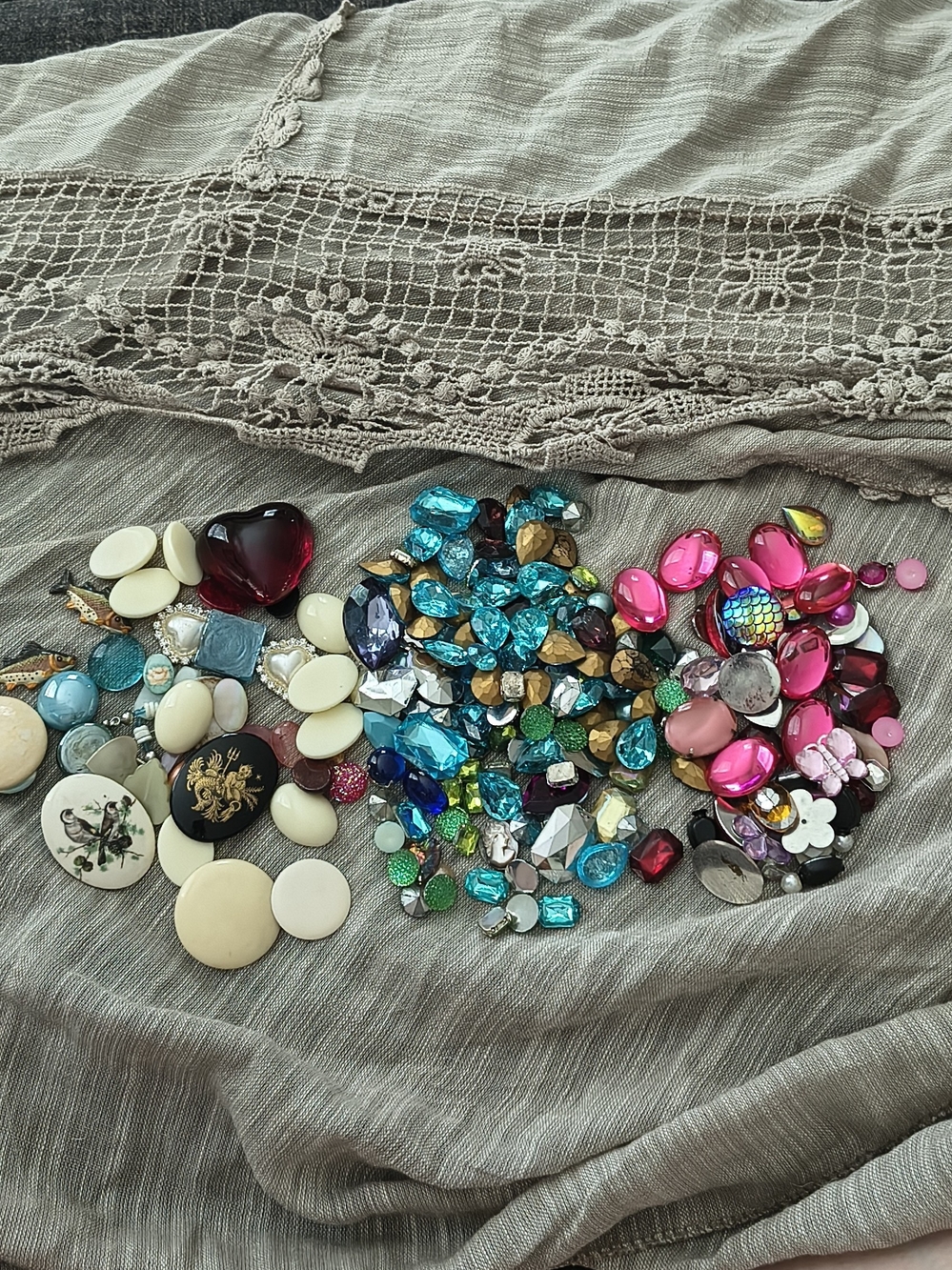 Assorted Women’s Decorative Jewelry Gems - Pink, Turquoise, Gold Mix